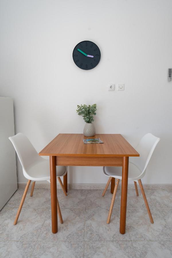 Apartments And Rooms Ljubica Lun  Εξωτερικό φωτογραφία
