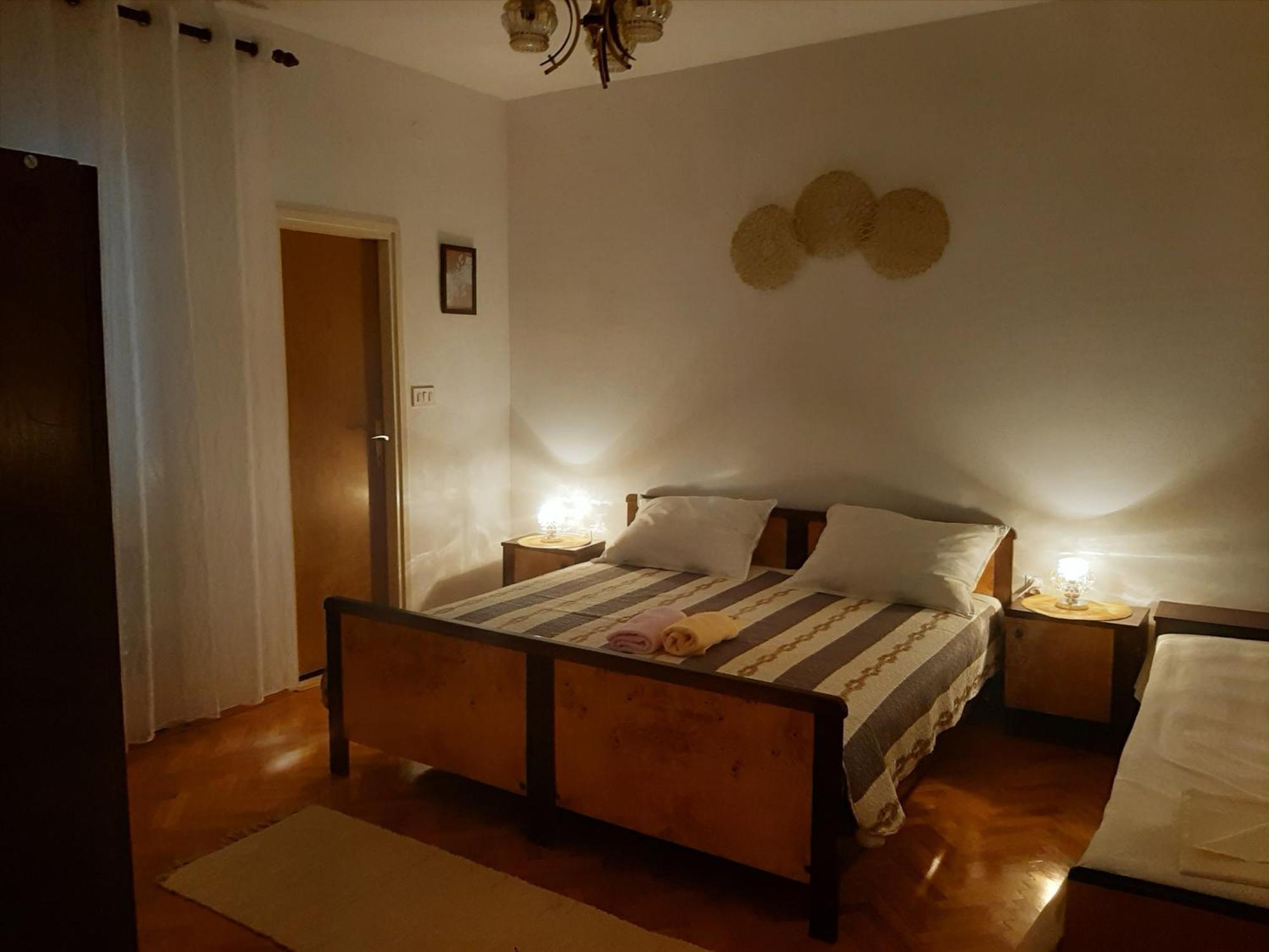 Apartments And Rooms Ljubica Lun  Εξωτερικό φωτογραφία